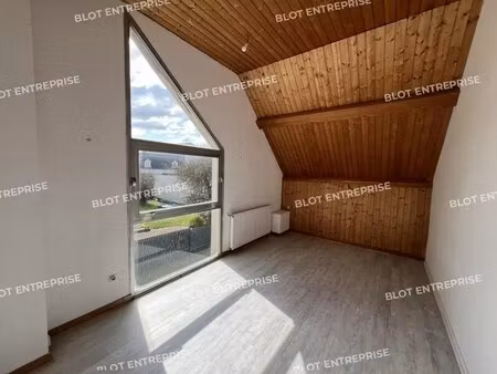 location bureaux 200 m²