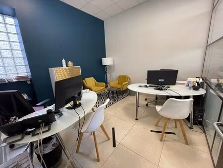 location entrepôt angers 49100 124m²
