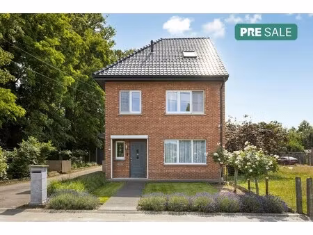instapklare woning met 5 slaapkamers te alken