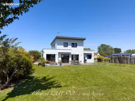 propriété 5 pièces 132 m²