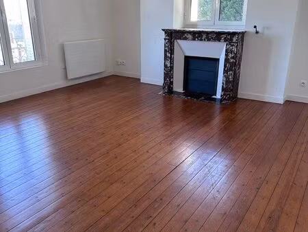 appartement de standing de 46 30m2 dans une belle propriété rénovée du centre historique d