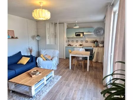 appartement t2 avec balcon - proche gare et centre ville