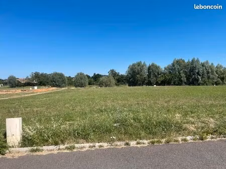 terrain 552 m² noyen sur sarthe