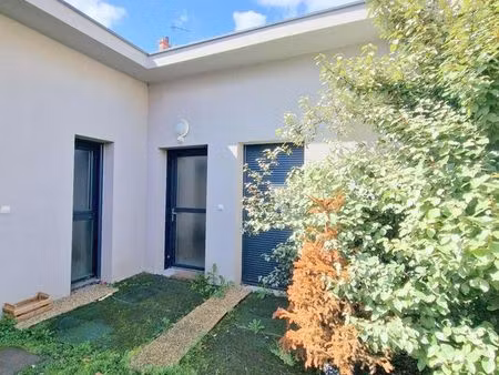 studio 1 pièce 35 m²