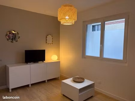 appartement prébendes refait à neuf avec cour