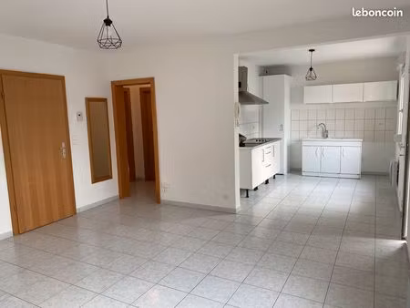 f2 à entrange 51 m2 prox. frontière