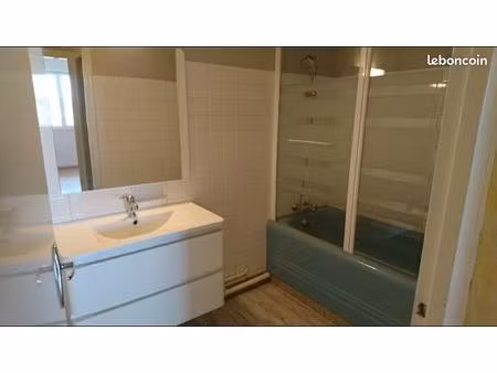 appartement t1 a louer centre la roche sur yon