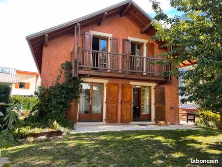 location maison à l' argentiere