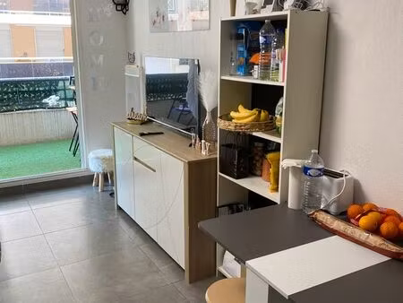 studio / 100 m plages / juan les pins