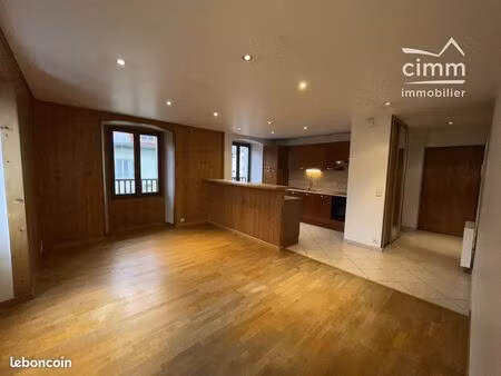 appartement 3 pièces 69 m²