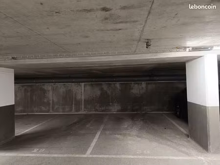 parking gare clamart