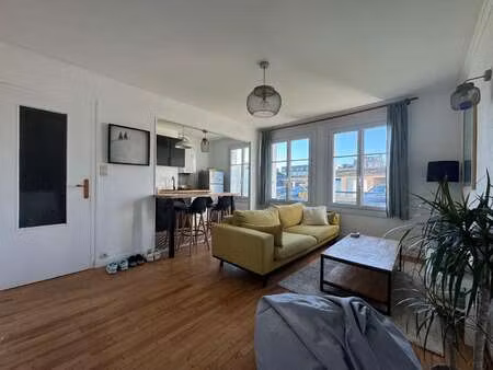 location appartement 3 pièces meublé à quimper (29000) : à louer 3 pièces meublé / 52m² qu