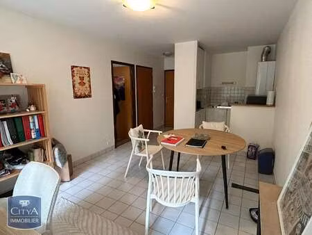 location appartement 2 pièces à rennes fougères (35000) : à louer 2 pièces / 35m² rennes f