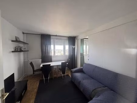 2 pièces meublé 3 square henre regnault