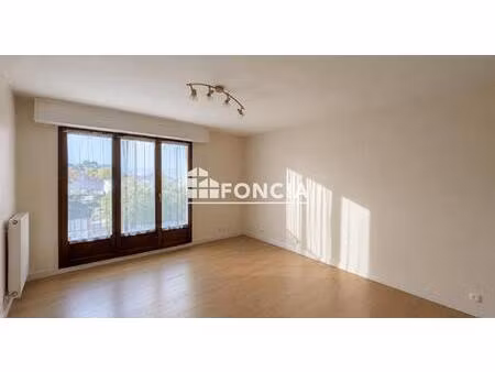 appartement 3 pièces résidence de standing en plein coeur de ville