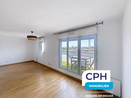 appartement paris 1 pièce 33.36 m2/ paris 18e ? avenue de la porte des poissonniers