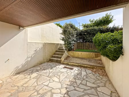 appartement rez-de-jardin 30m² avec garage - st jean de monts