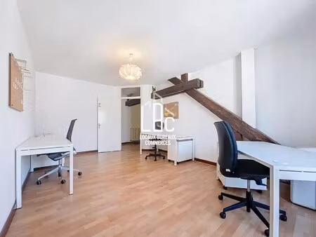 location bureaux 133 m² à 187 m²