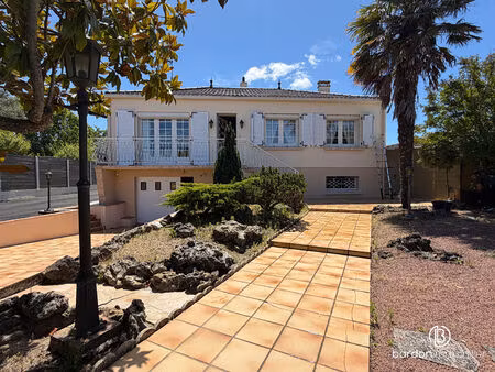 maison challans 6 pièce(s) 228.52 m2
