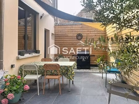 maison mitoyenne 4 chambres  une cour et un garage champs-elysées