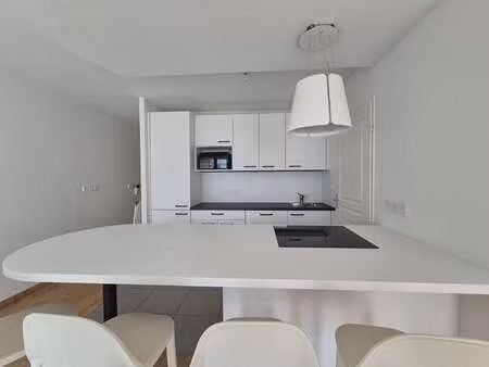 location appartement 3 pièces à angers (49000) : à louer 3 pièces / 63m² angers