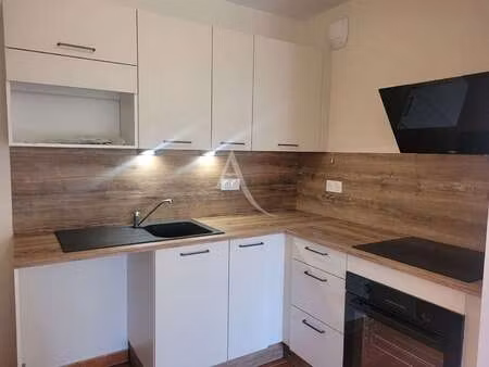 location appartement 2 pièces aux sables-d'olonne (85100) : à louer 2 pièces / 45m² les sa