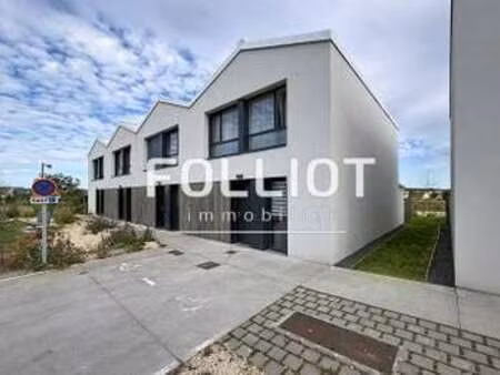 location maison à fleury-sur-orne (14123) : à louer / 91m² fleury-sur-orne