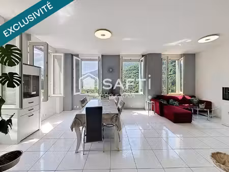 safti kaya aysenur conseiller indépendant