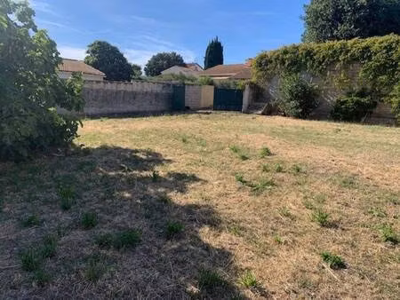 terrain constructible viabilisé à vendre
