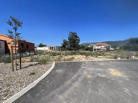 terrain constructible viabilisé à vendre