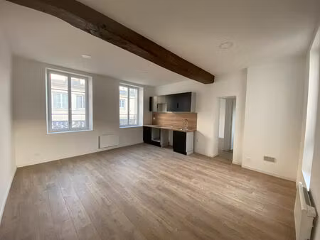 appartement 2 pièces 42 m² à louer melun 77000 ? | era immobilier