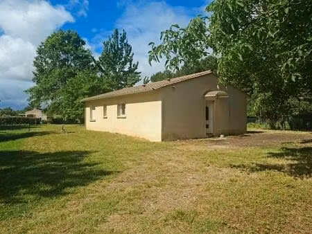 maison de plain-pied 80 m² - 3 chambres - terrain 1 466 m²