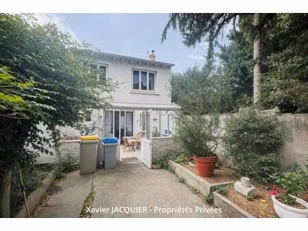 maison - 3 pièces - 88 m² - contrie