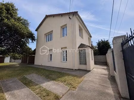 maison de 102.04m2 à neuilly-sur-marne