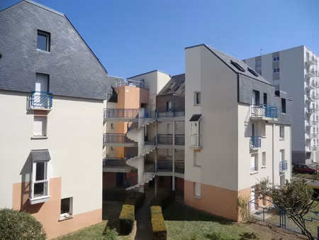 a louer - la riche - quartier botanique