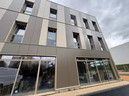 location bureaux 215 m²
