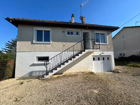 maison 4 pièces 65 m² à louer savigné 86400 ? | era immobilier