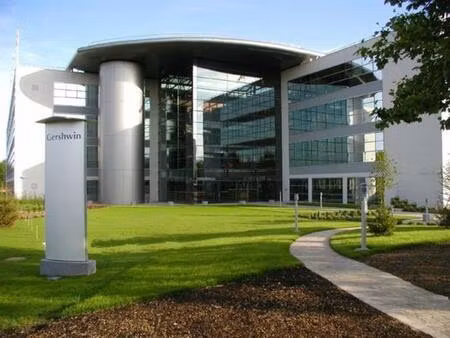 location bureau guyancourt 4 197 m²
