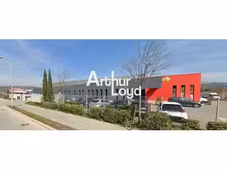 location entrepôt 1700m²