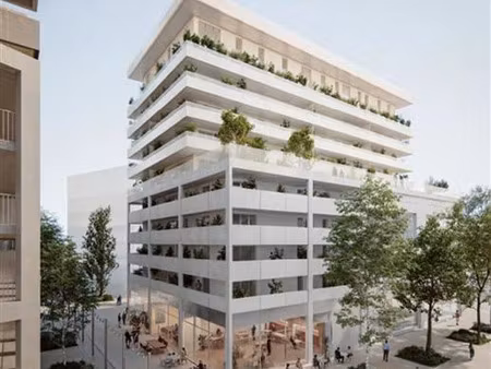 vente commerce bordeaux 1 443 m²
