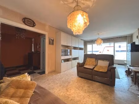 appartement à vendre avec terrasse et 2 chambres   forest (vbe37117)