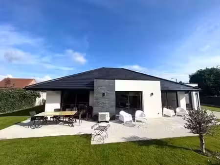 maison de luxe de 5 pièces en vente à bauvin  france