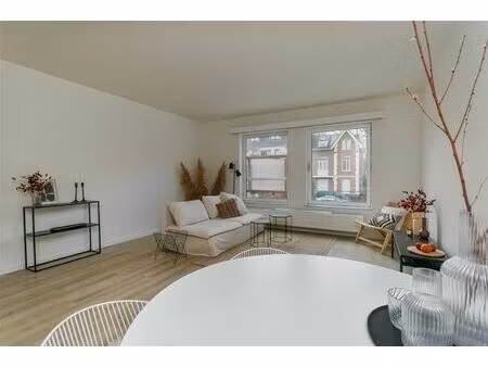 appartement te huur in brasschaat met 1 slaapkamer