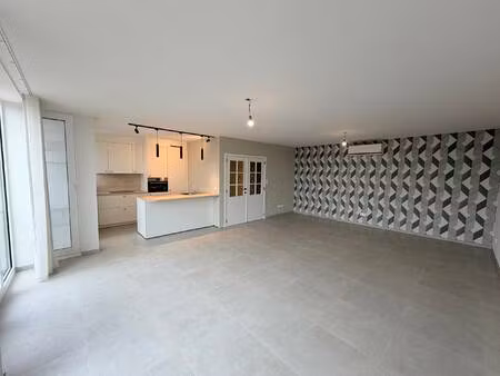 appartement te huur in genk met 3 slaapkamers