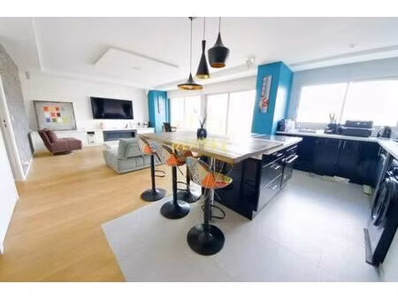 appartement de luxe 2 chambres en vente à puteaux  france