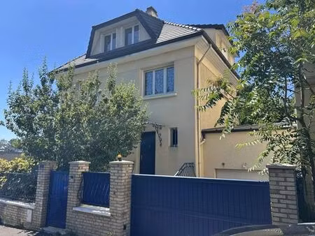 maison de 6 chambres de luxe en vente à arcueil  france