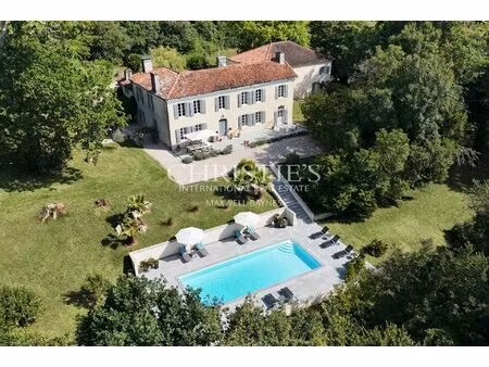 saint-sever  new aquitaine  france with id 3587057546