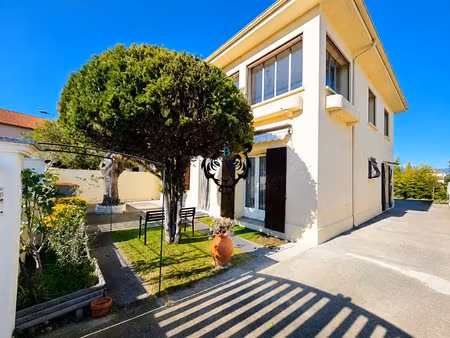 exclusivite - le muy 157.52m² - garage-atelier-cave