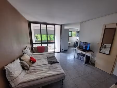 location appartement 1 pièce 30m² valence 26000