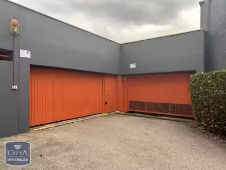 parking à louer - saint-étienne (42) - 65€